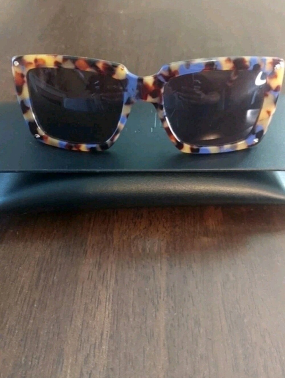Gwen Stefani L.A.M.B. LA513 Tortoise Frame
